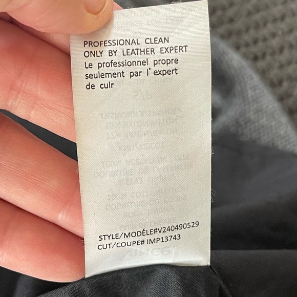 Vince - Picture 7 of 10